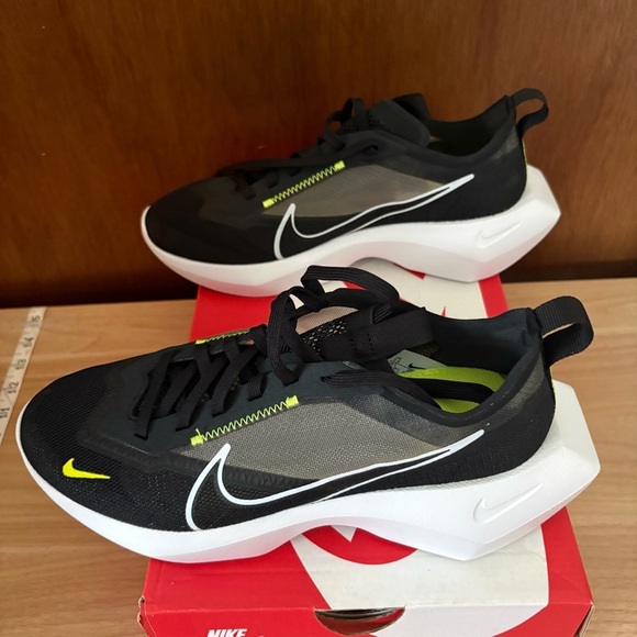 Nike Shoes - NEW w/ Box NIKE VISTA LITE sz 7.5 Black White Lemon Venom CI0905
